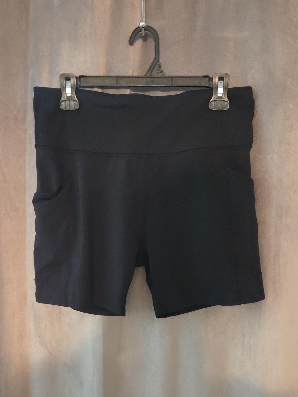 Marika XL Black High-Rise Bike Shorts with Side Pockets